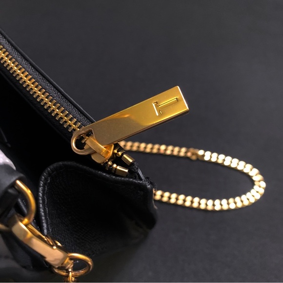 TED BAKER Parisa Chain Strap Crossbody Flap Bag w/ Logo Toggle Lock BLACK - Picture 6 of 11